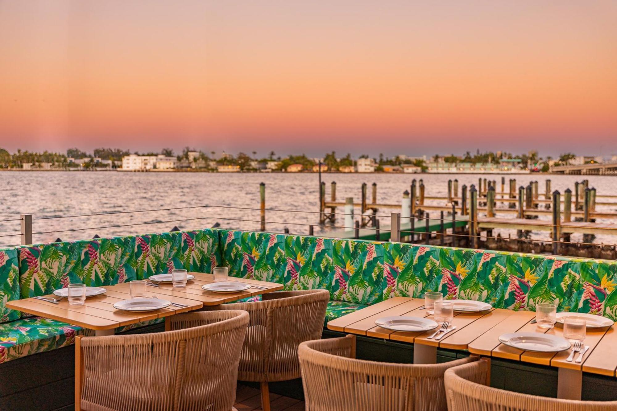 Hotel Palm Tree Club Miami à North Bay Village Extérieur photo