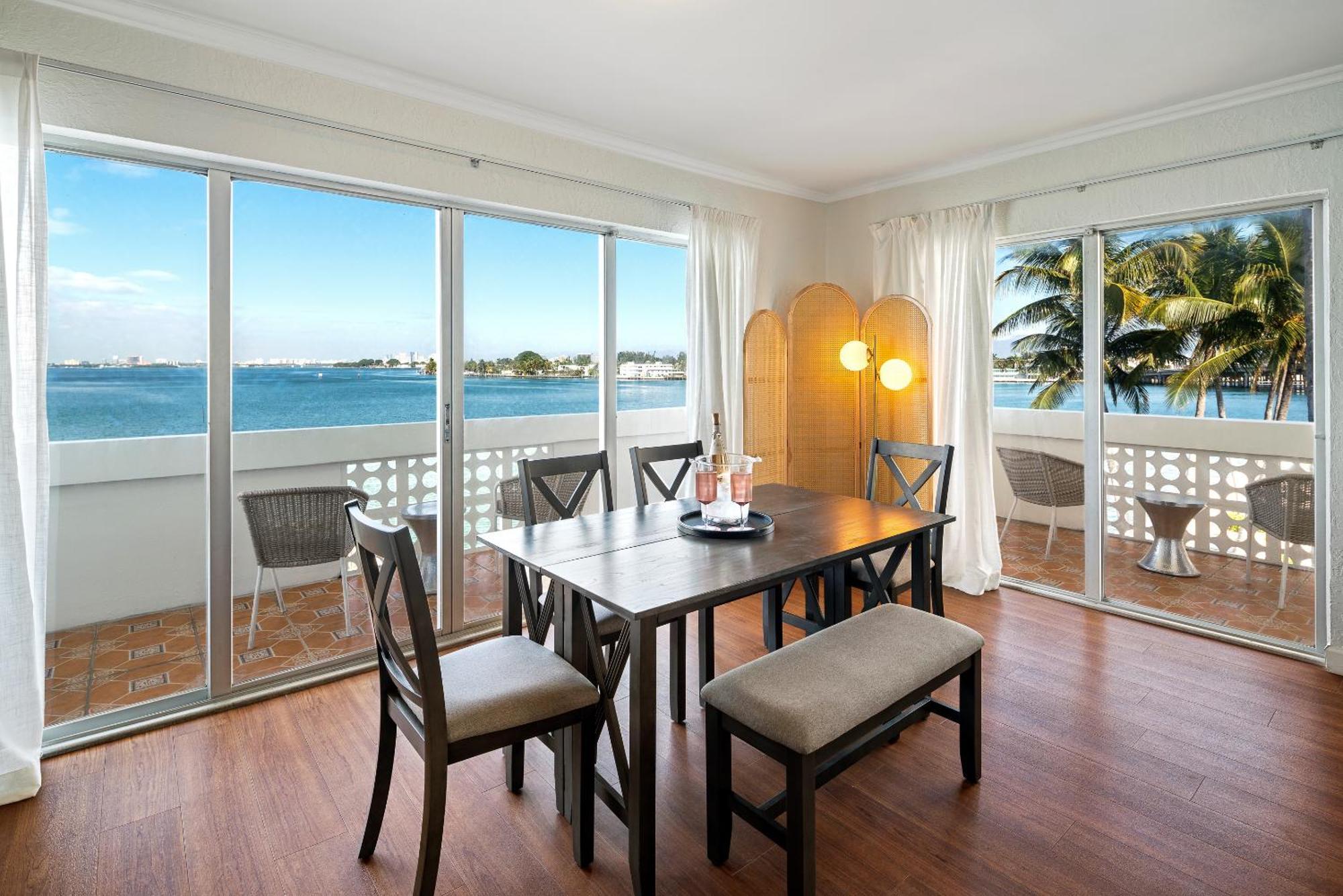 Hotel Palm Tree Club Miami à North Bay Village Extérieur photo